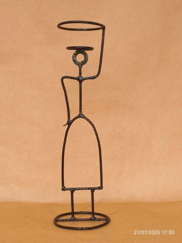 IMG_20250721_173006 Muñeca porta Maceta