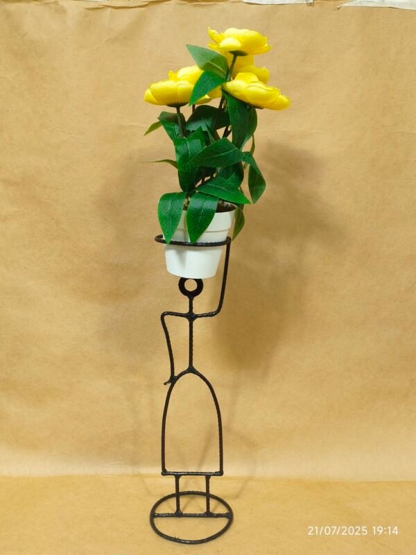 IMG_20250721_191437 Muñeca porta Maceta