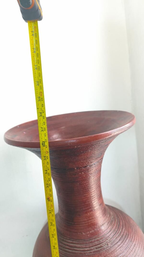 WhatsApp Image 2026-04-15 at 2.36.18 PM JARRÓN DE BARRO GRANDE