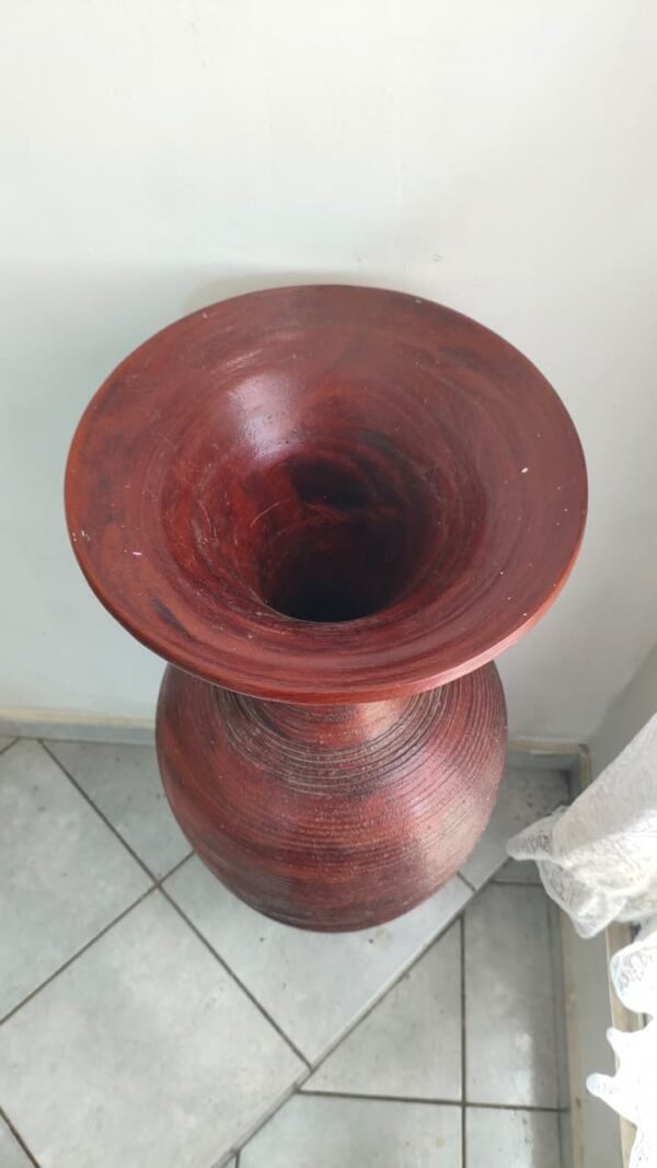 WhatsApp Image 2026-04-15 at 2.36.19 PM (1) JARRÓN DE BARRO GRANDE